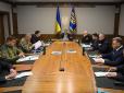 Без порушення міжнародних зобов’язань: Порошенко підписав закон про реінтеграцію Донбасу та оголосив про завершення АТО (відео)