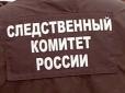 Підліток у Росії встромив у себе справжній кинджал, виконуючи роль Отелло