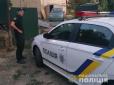 Поліція встигла вчасно: Під Києвом пенсіонер намагався влаштувати самоспалення (фото)