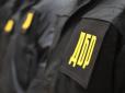 Поліція каже про самогубство, але друзі не вірять: У ТЦК Харкова загинув чоловік (фото)