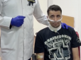 Покалічених кинули в яму: Військовий, який вижив у полоні РФ і втік із перерізаним горлом, дав свідчення про катування