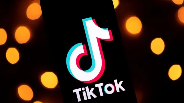 Загроза для життя: Британські медики прирівняли TikTok та Instagram до паління
