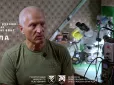 У 69 років знову пішов на фронт: Українець підписав контракт із десантниками та ремонтує військову електроніку